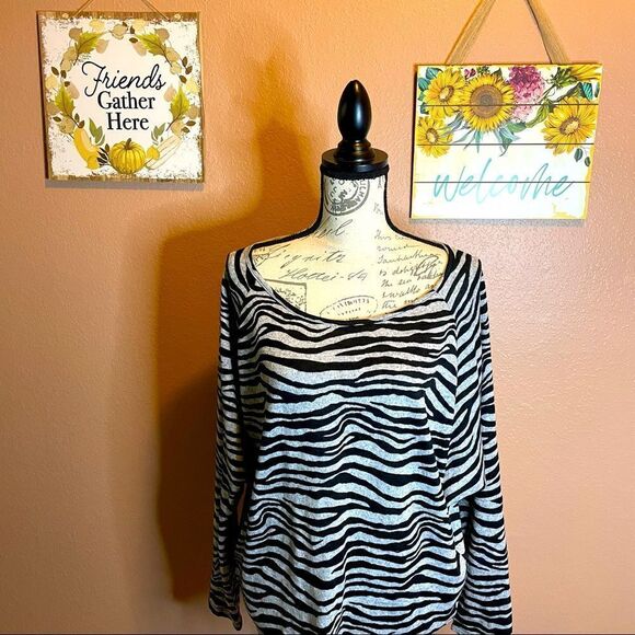 Ya Los Angeles zebra print top - Picture 1 of 6